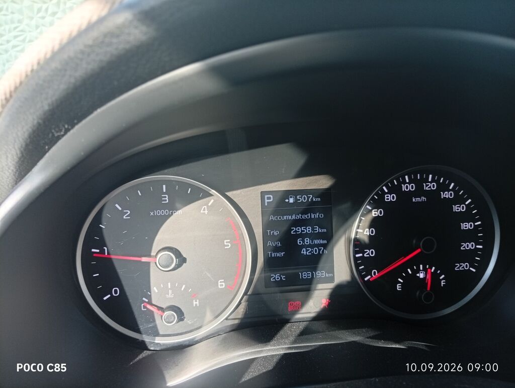 Kia Stonic: 2019 г., 1.6 л, Автомат, Дизель, Кроссовер: фото 4