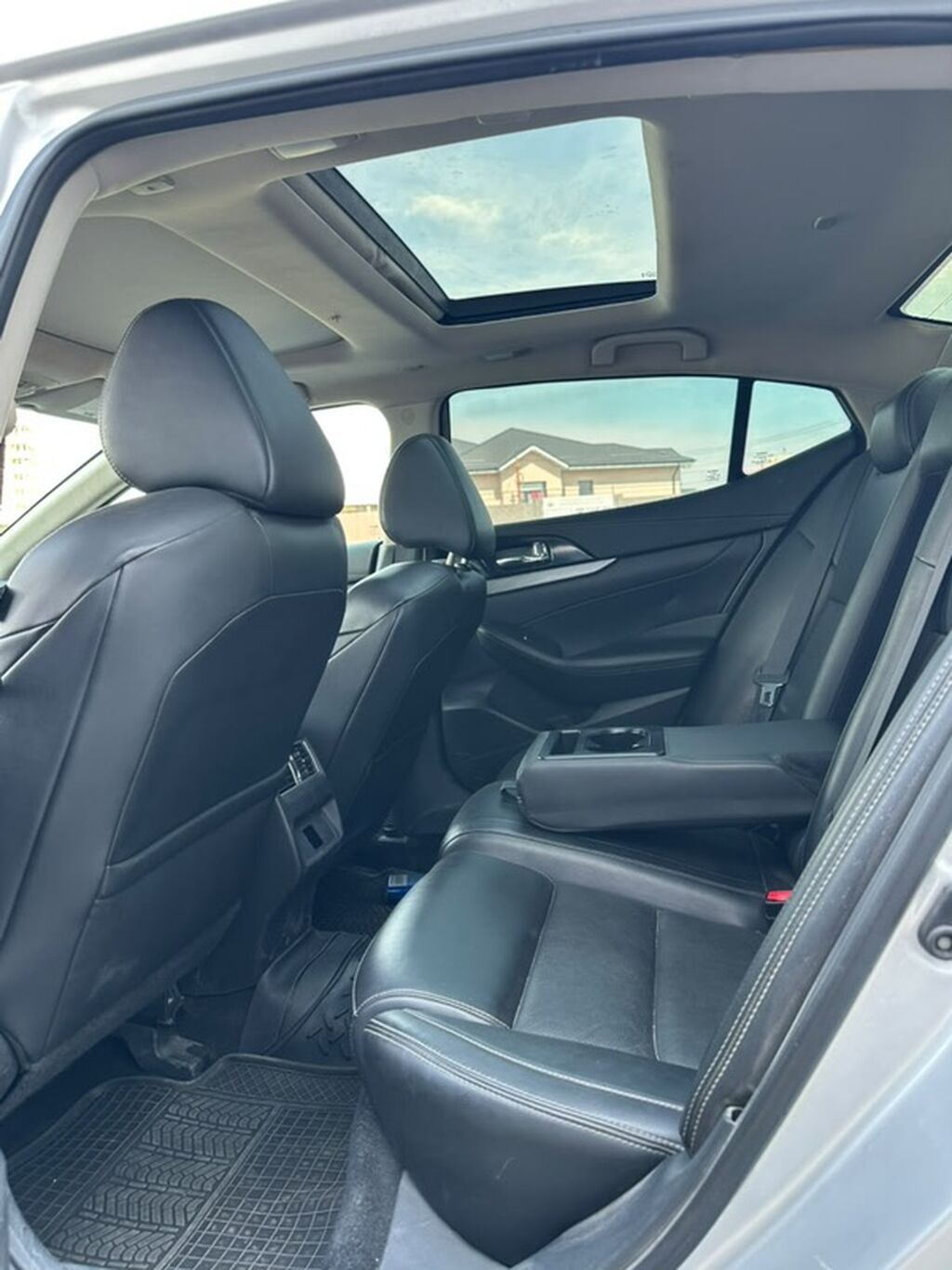 Nissan Maxima: 2019 г., 3.5 л, Автомат, Бензин, Седан: фото 8