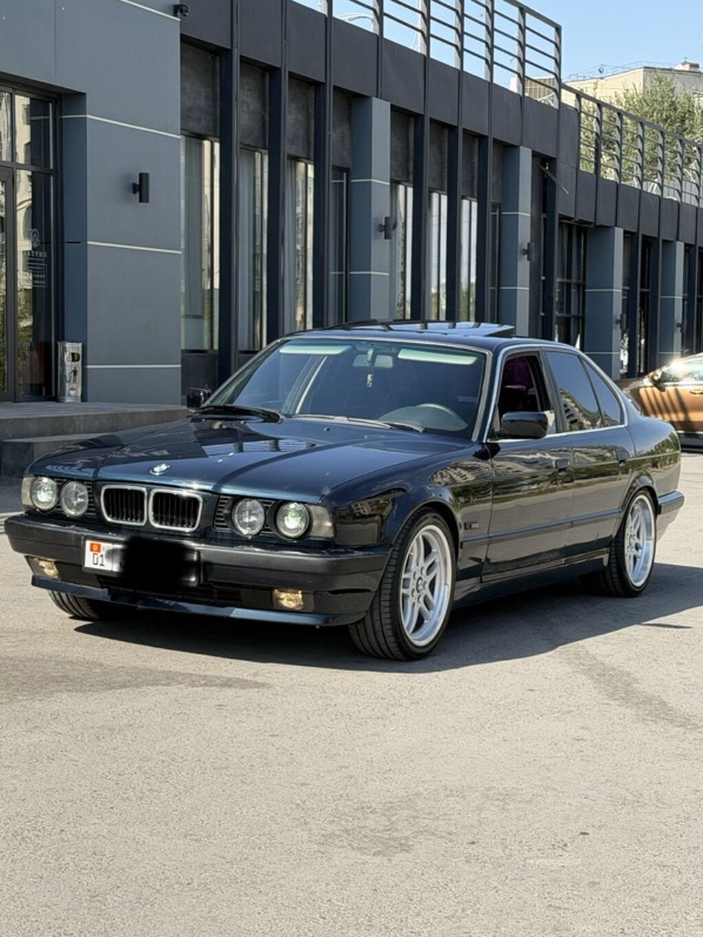 BMW 5 series: 1995 г., 2.8 л, Механика, Бензин, Седан: фото 2