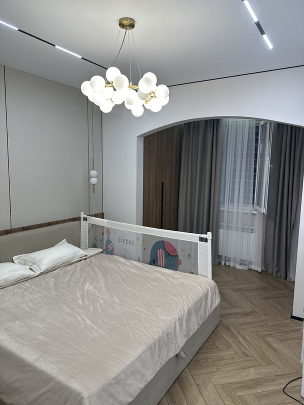3 комнаты, 84 м², Технопарк 106 серия улучшенная, 4 этаж, Дизайнерский ремонт: фото 5