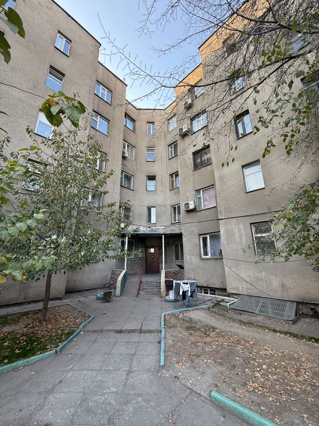 1 комната, 34 м², Индивидуалка, 3 этаж, Старый ремонт: фото 1