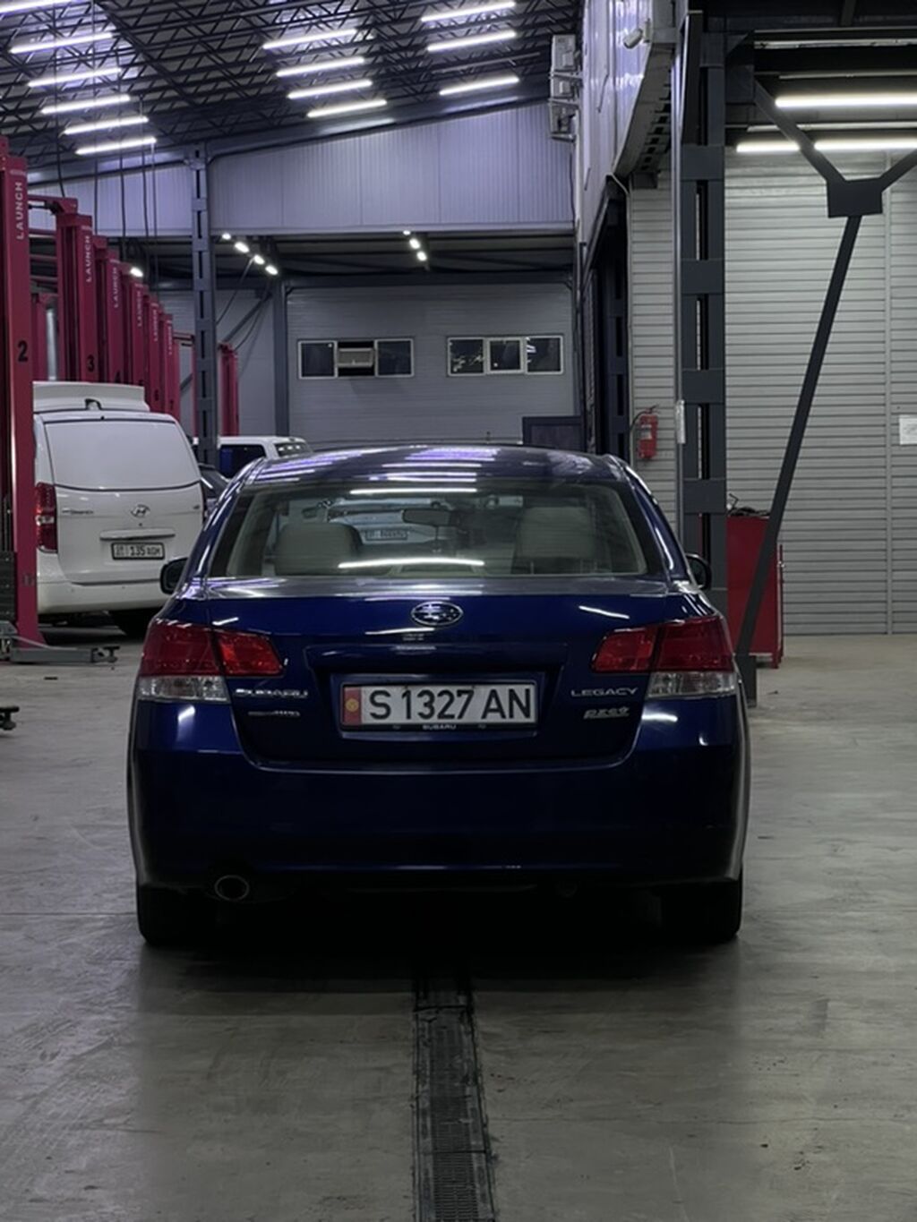 Subaru Legacy: 2010 г., 2.5 л, Автомат, Бензин, Седан: фото 4