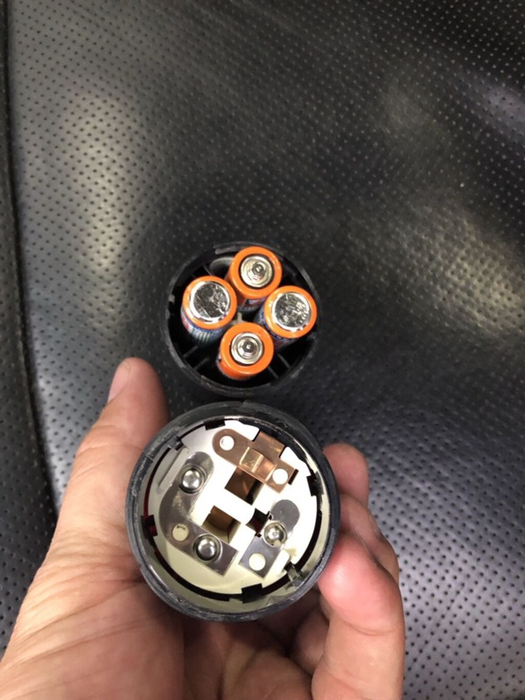 Фонарь National Xenon Magnet Light — компактный многофункциональный: фото 6