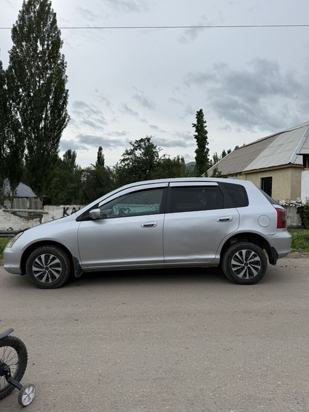 Honda Civic: 2002 г., 1.5 л, Автомат, Бензин, Хэтчбэк: фото 2