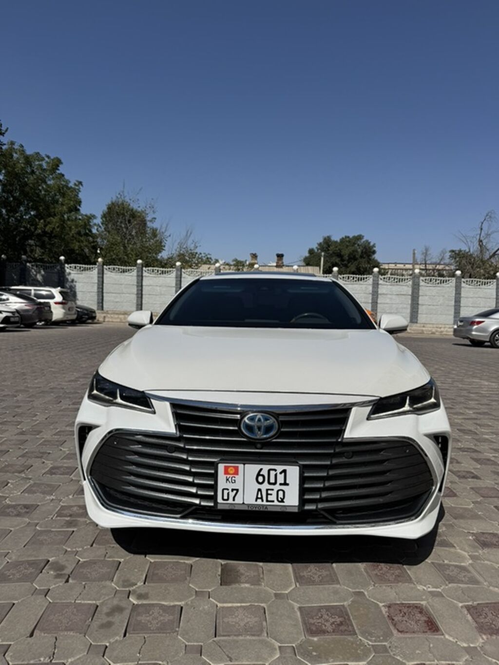 Toyota Avalon: 2020 г., 2.5 л, Автомат, Гибрид, Седан: фото 4