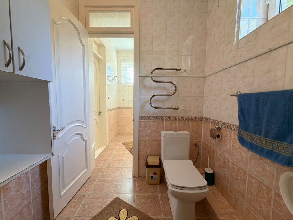 A house for rent in the Orto-Sai village. The safest area with clean: фото 7