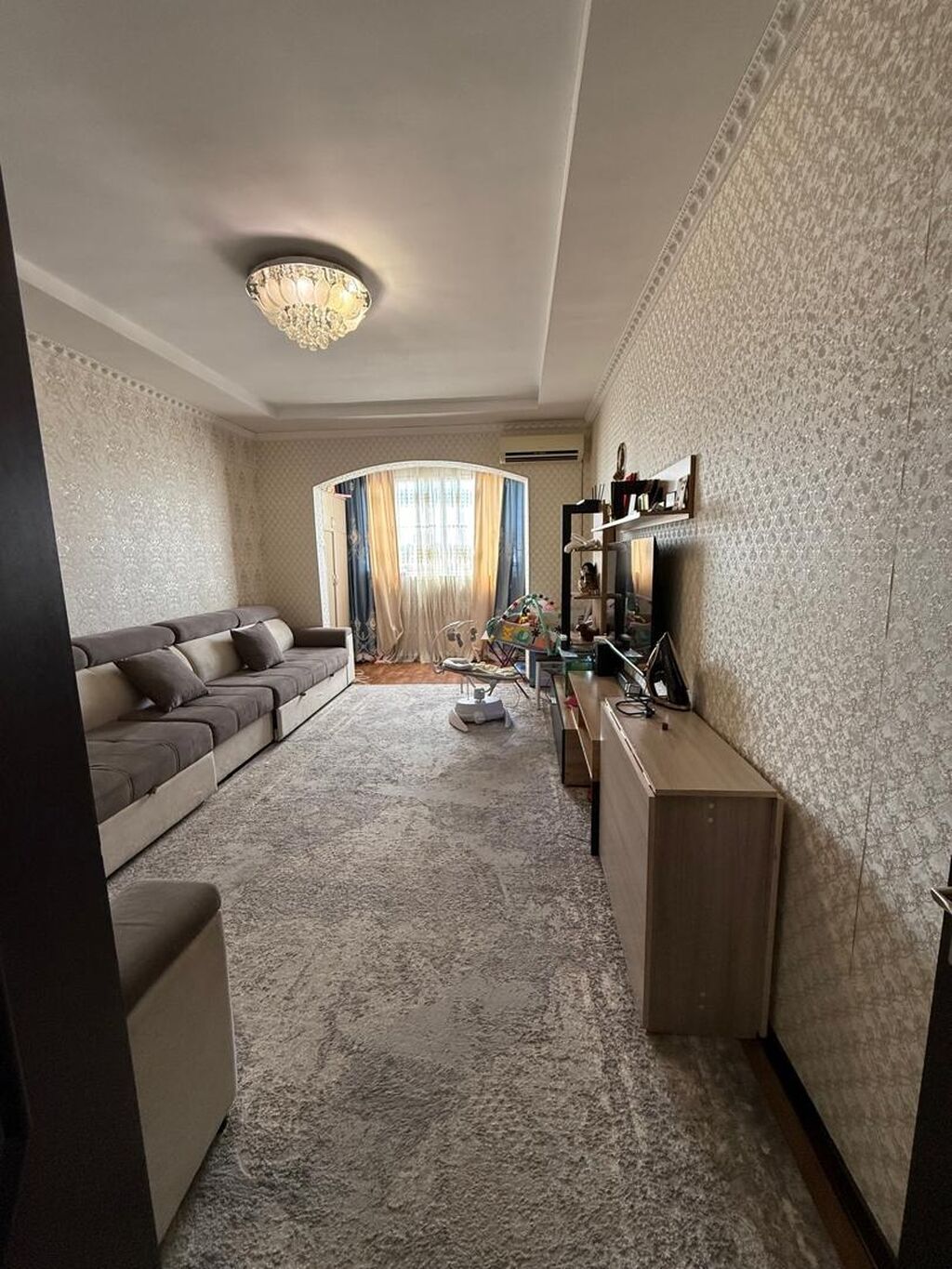 2 комнаты, 67 м², 106 серия улучшенная, 4 этаж, Старый ремонт: фото 1