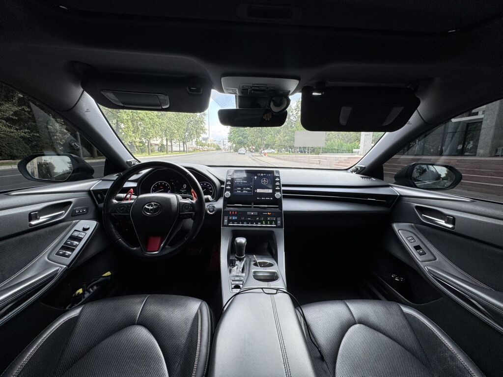 Toyota Avalon: 2018 г., 3.5 л, Автомат, Бензин, Седан: фото 8