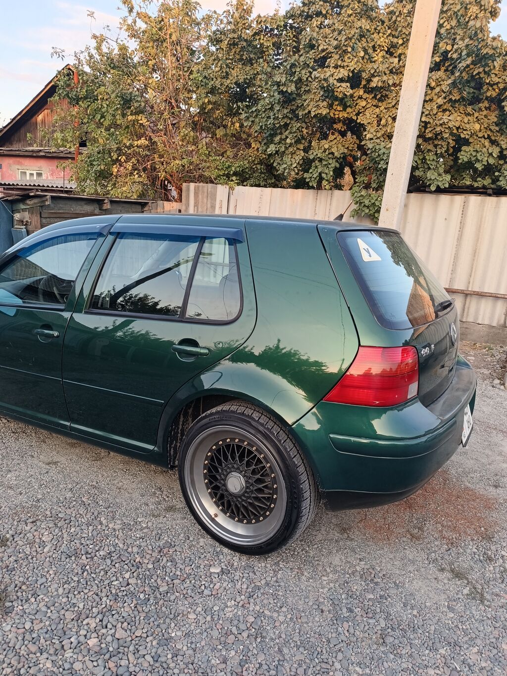 Volkswagen Golf: 2000 г., 2 л, Автомат, Бензин: фото 4