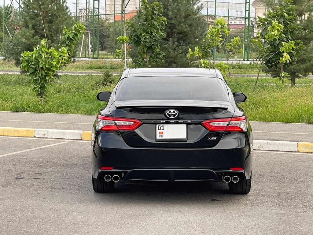 Toyota Camry: 2018 г., 2.5 л, Бензин, Седан: фото 5