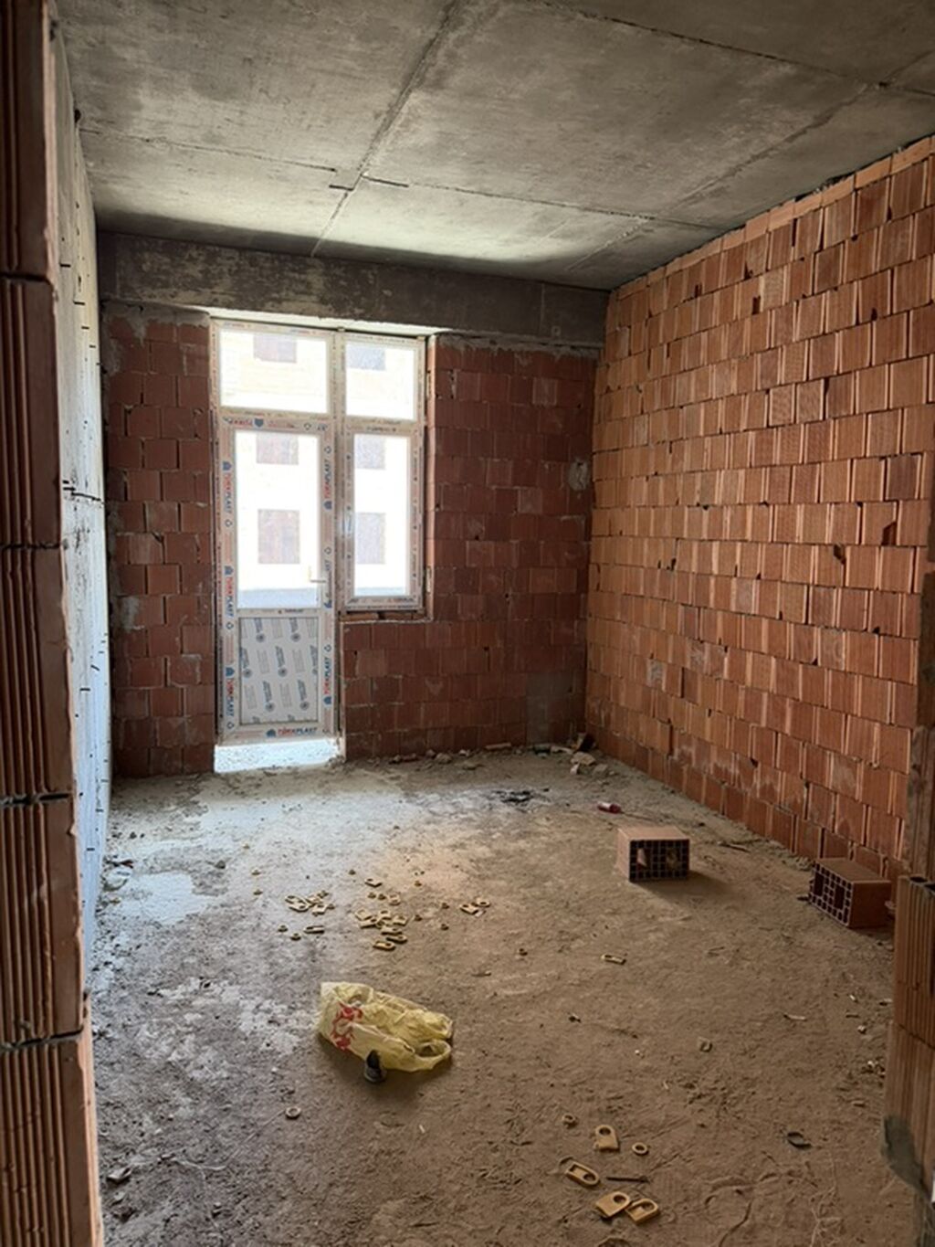 3 otaqlı, Yeni tikili, 91 kv. m