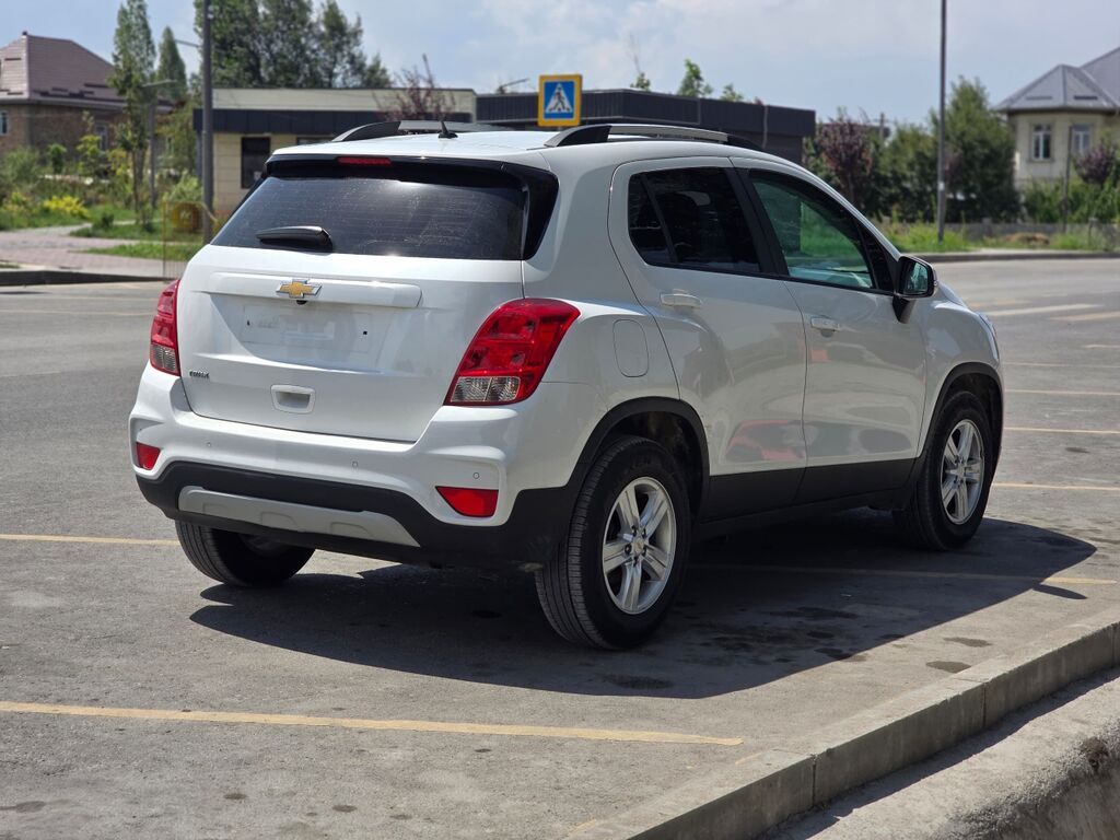 Chevrolet Trax: 2020 г., 1.4 л, Автомат, Кроссовер: фото 6