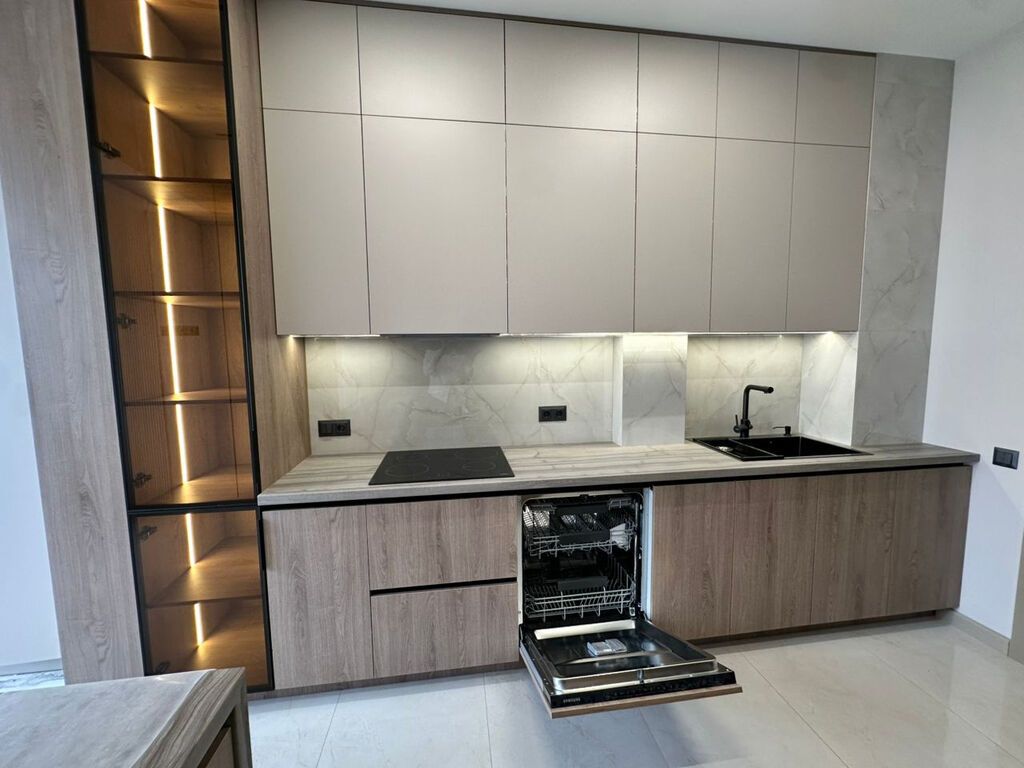 2 комнаты, 75 м², Золотой квадрат Элитка, 5 этаж, Дизайнерский ремонт: фото 4