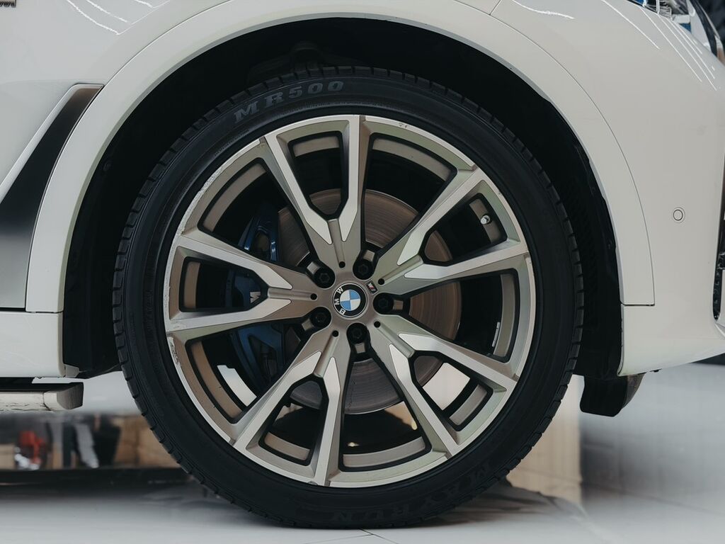 BMW X7: 2020 г., 4.4 л, Автомат, Бензин, Внедорожник: фото 8