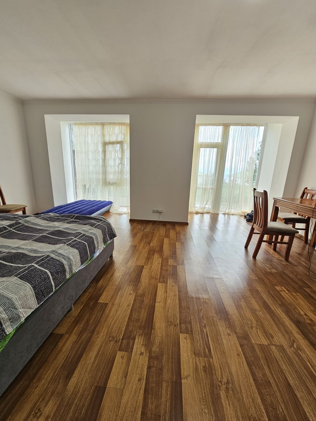1 комната, 42 м², 1 этаж, Евроремонт: фото 1