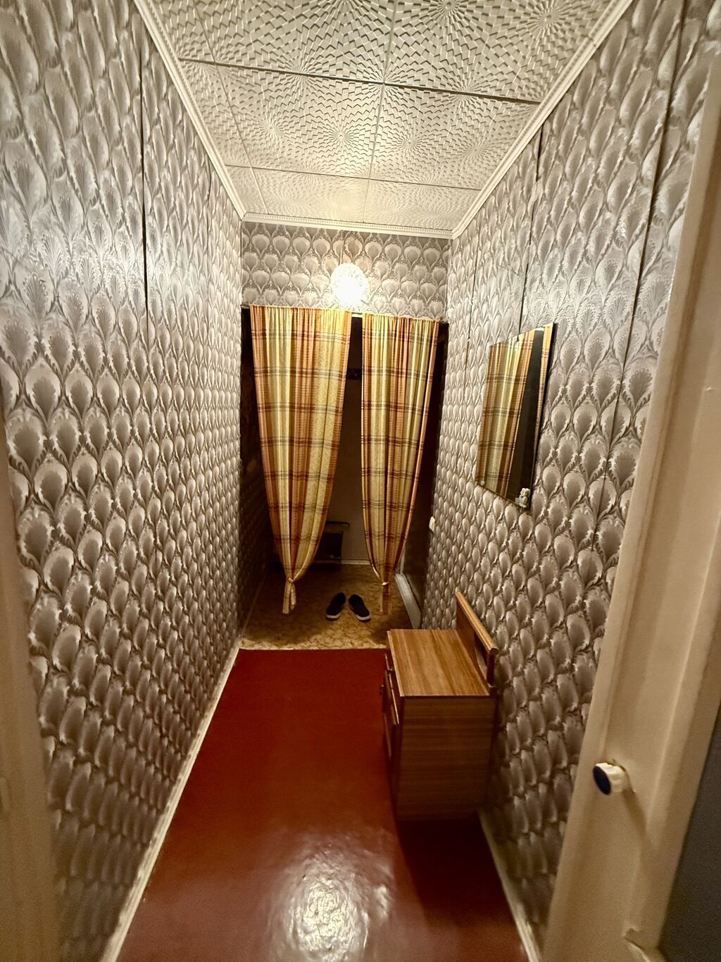 1 комната, 32 м², 10 мкр 104 серия, 1 этаж, Старый ремонт: фото 4