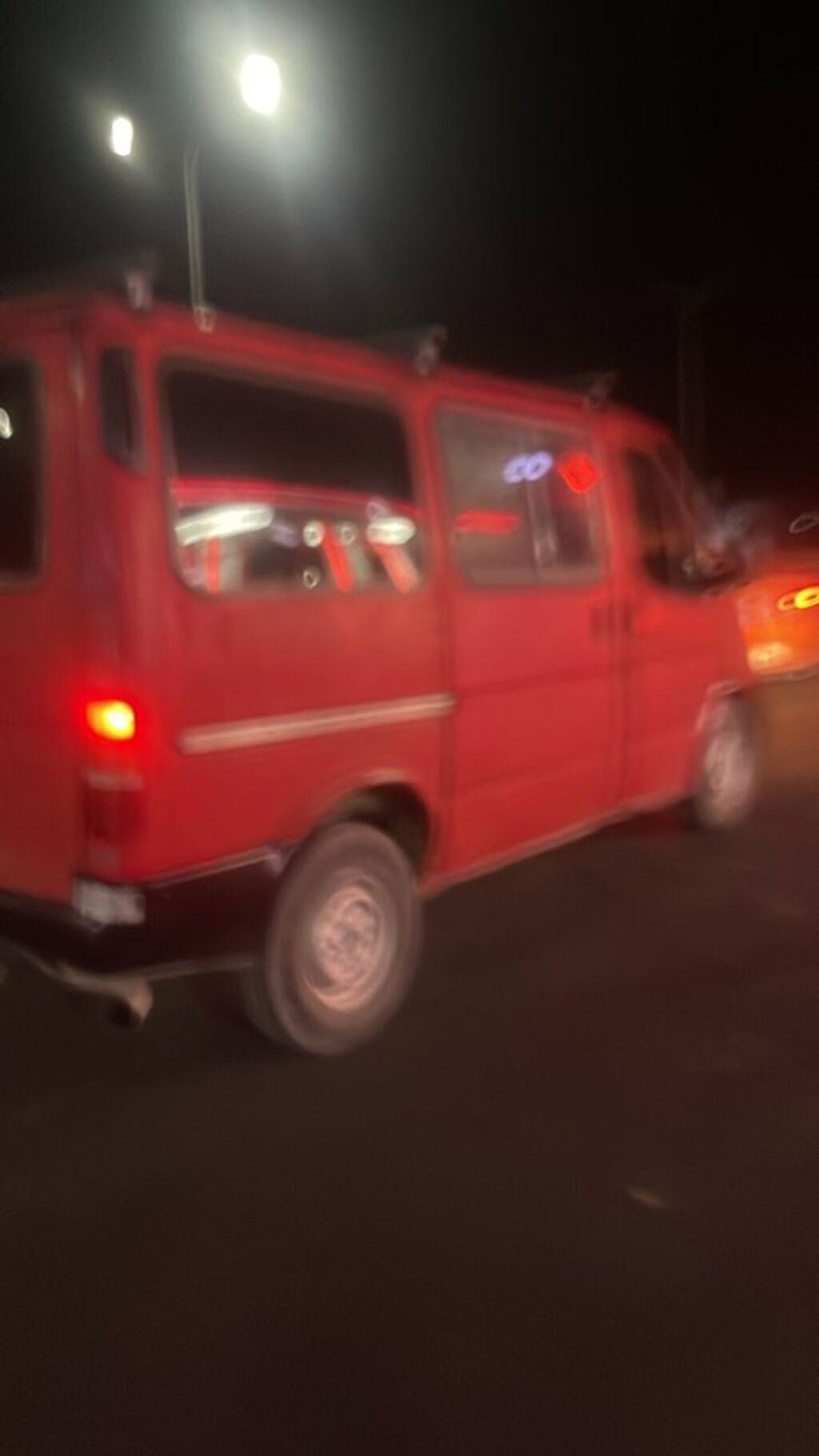 Ford Transit: 2000 г., 2.5 л, Фургон: фото 4