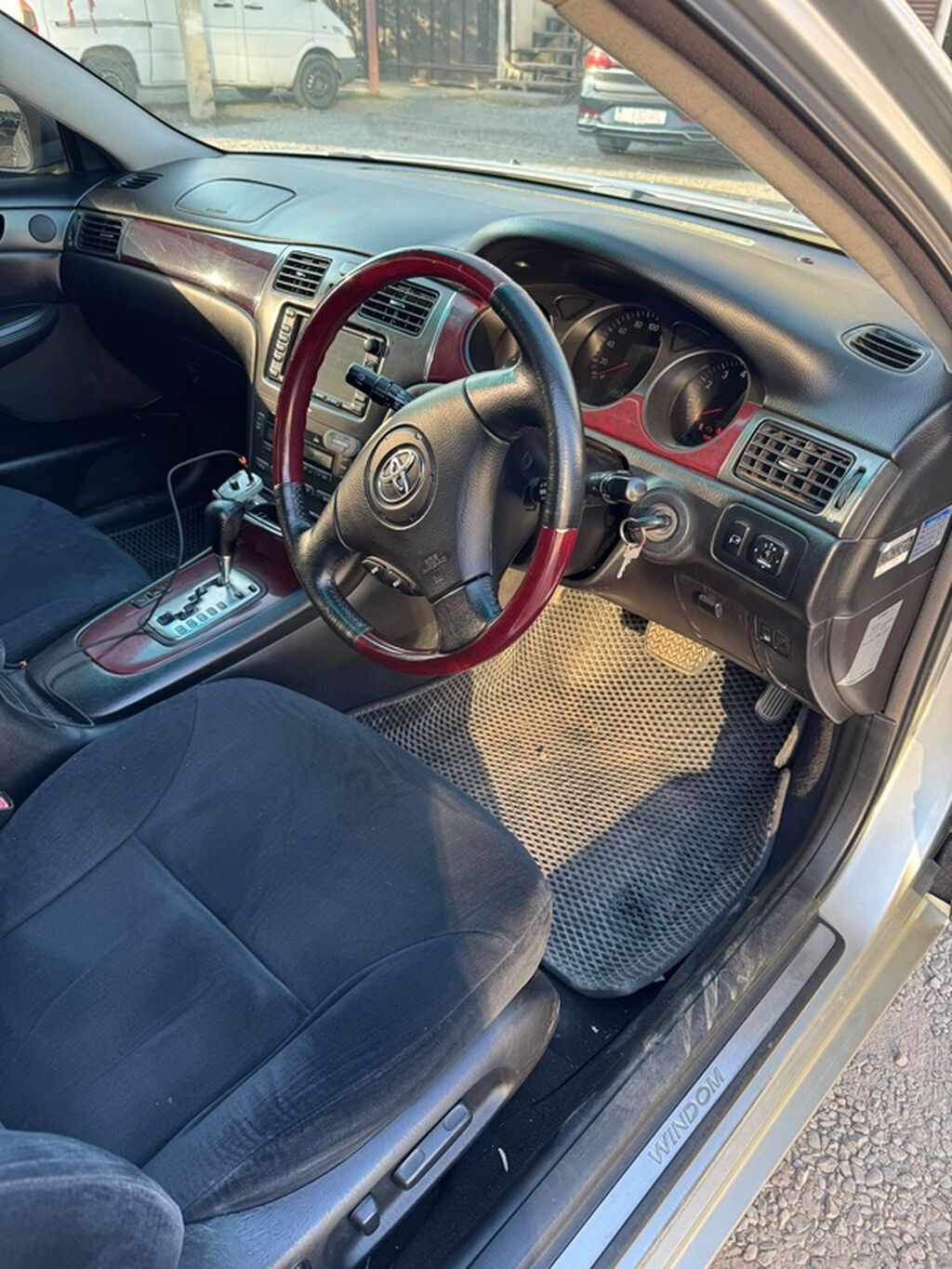 Toyota Windom: 2002 г., 3 л, Автомат, Бензин, Седан: фото 8