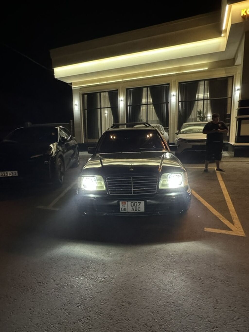 Mercedes-Benz W124