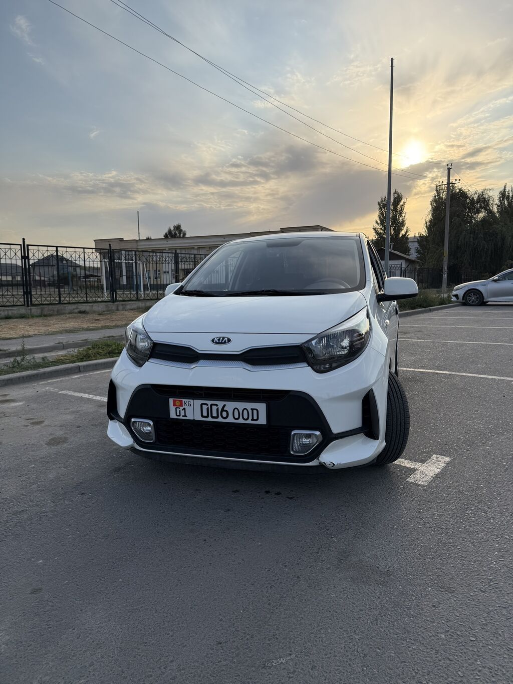 Kia Morning: 2021 г., 1 л, Автомат, Бензин, Хэтчбэк: фото 3