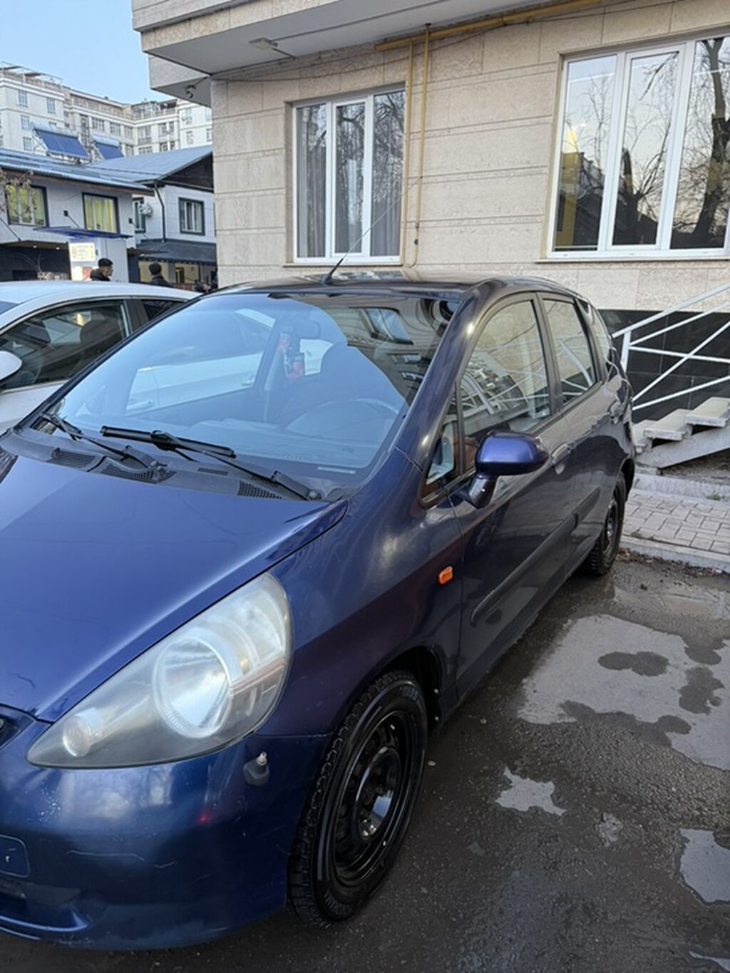 Honda Jazz: 2003 г., 1.4 л, Механика, Бензин, Хэтчбэк: фото 2