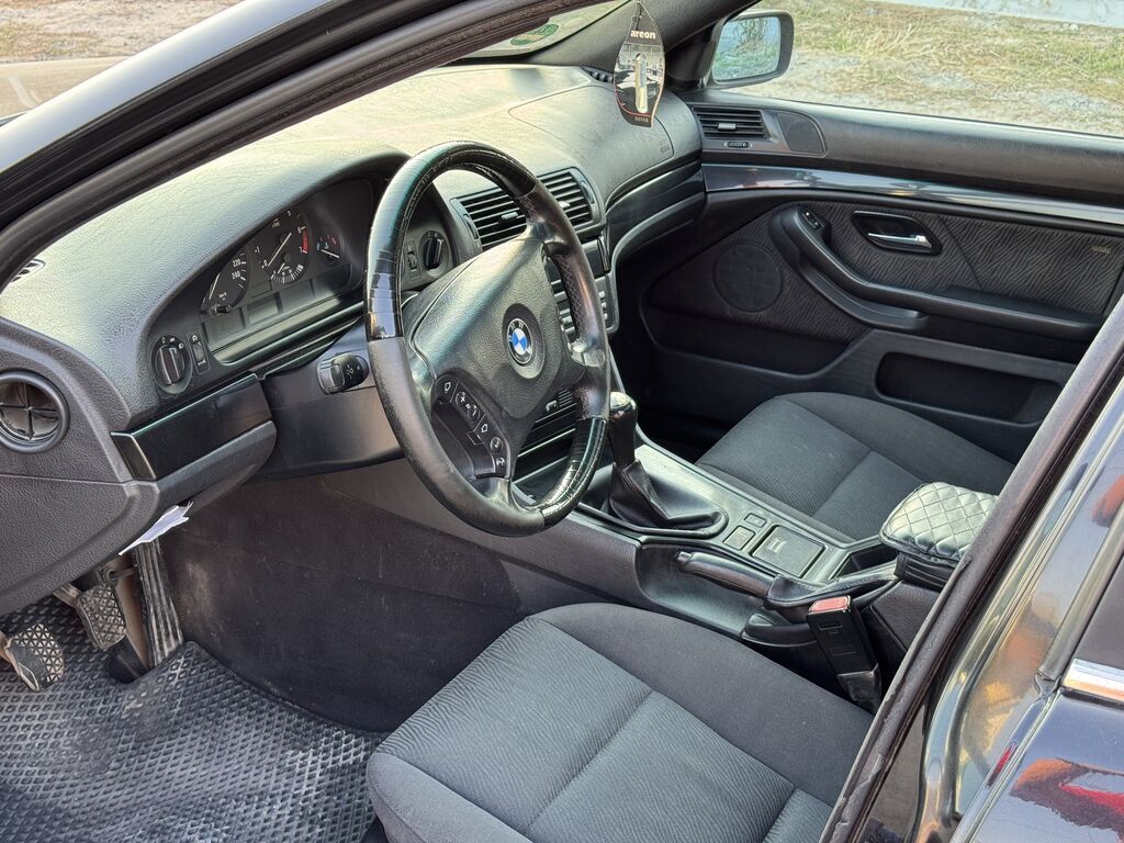 BMW 5 series: 2001 г., 2.2 л, Механика, Бензин, Седан: фото 8