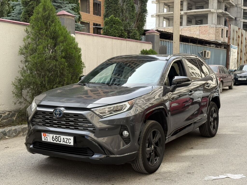 Toyota RAV4: 2020 г., 2.5 л, Автомат, Гибрид, Кроссовер: фото 3