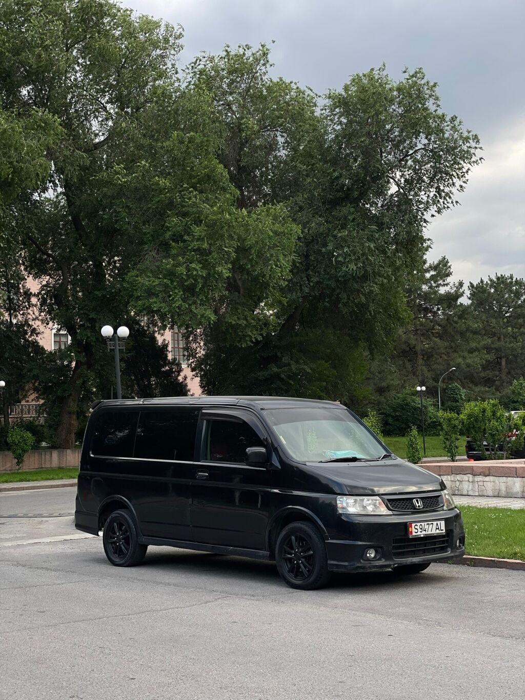 Honda Stepwgn: 2003 г., 2 л, Автомат, Бензин, Минивэн: фото 3