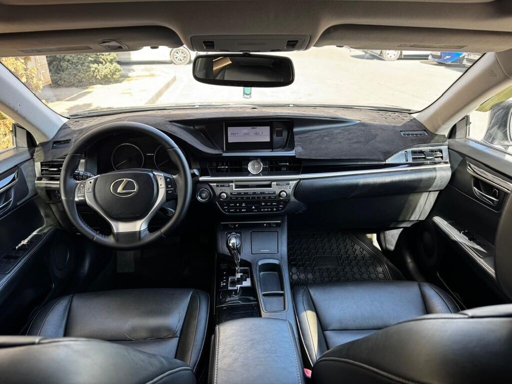 Lexus ES: 2013 г., 3.5 л, Автомат, Бензин, Седан: фото 8