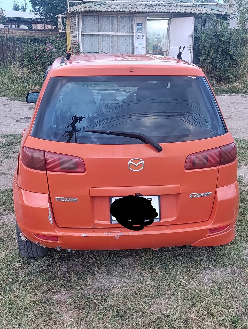 Mazda Demio: 2003 г., 1.3 л, Автомат, Хэтчбэк: фото 2