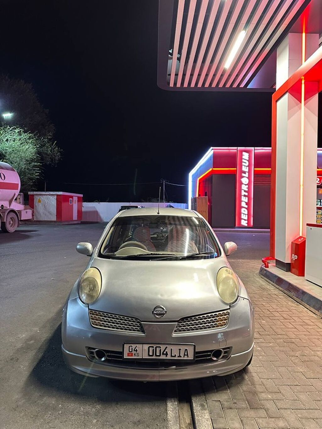 Nissan Micra: 2002 г., 1.2 л, Автомат, Бензин, Хэтчбэк: фото 2