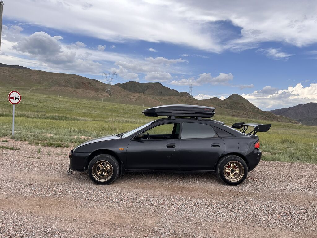 Mazda 323: 1994 г., 1.5 л, Механика, Бензин, Хэтчбэк: фото 5