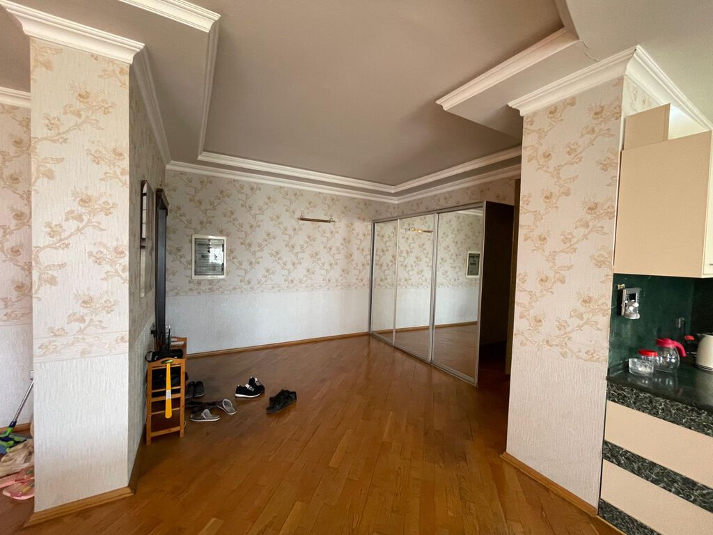 3 otaqlı, Yeni tikili, 158 kv. m
