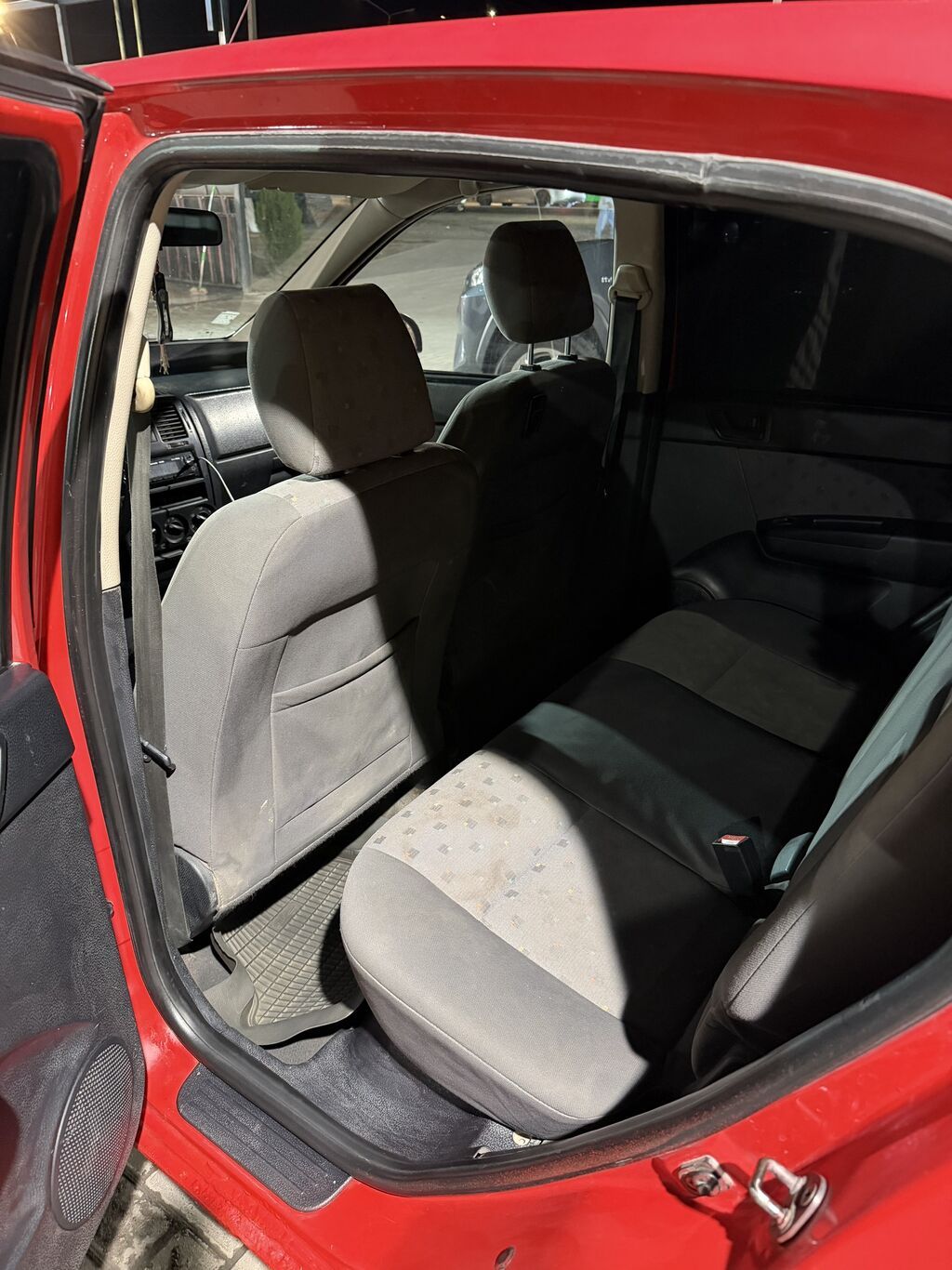 Hyundai Getz: 2005 г., Механика, Бензин, Хэтчбэк: фото 8