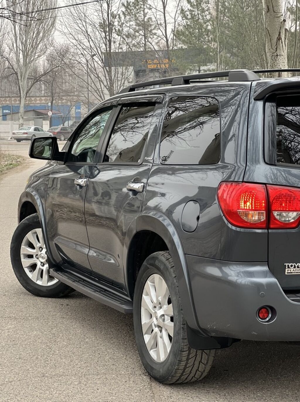 Toyota Sequoia: 2008 г., 5.7 л, Автомат, Бензин, Внедорожник: фото 6