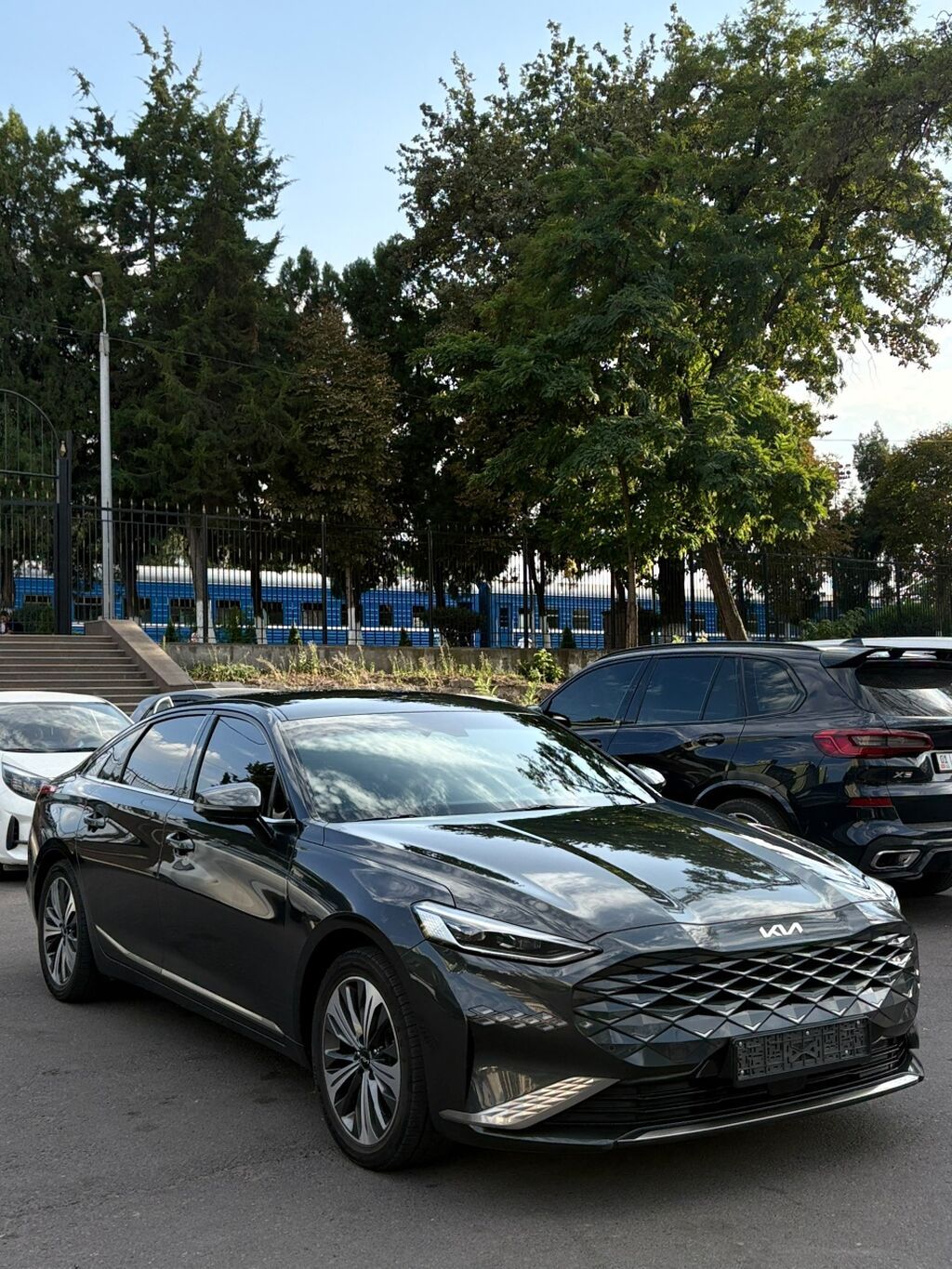 Kia K8: 2022 г., 1.6 л, Автомат, Гибрид, Седан: фото 2