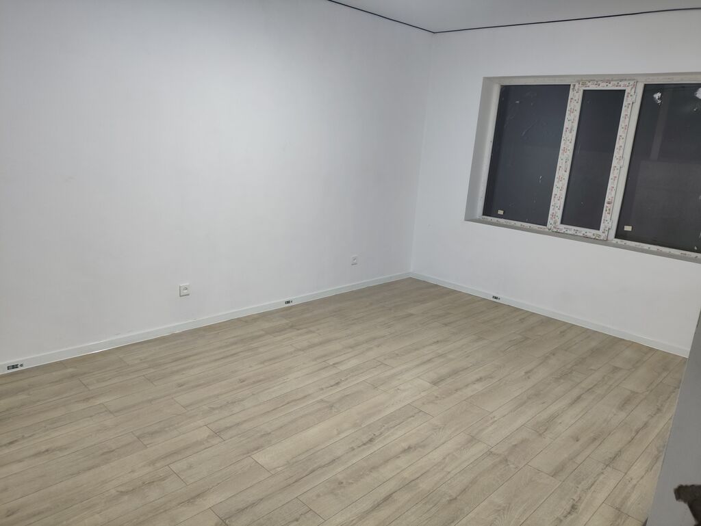 Цокольный этаж Октябрьский район, Бишкек Адрес: ул. 7 апреля, 155Б: фото 3