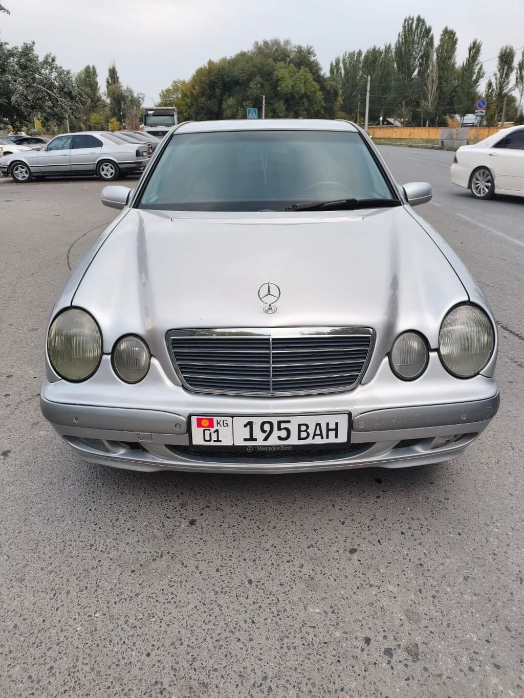 Mercedes-Benz E-Class: 2000 г., 3.2 л, Автомат, Дизель, Седан: фото 2