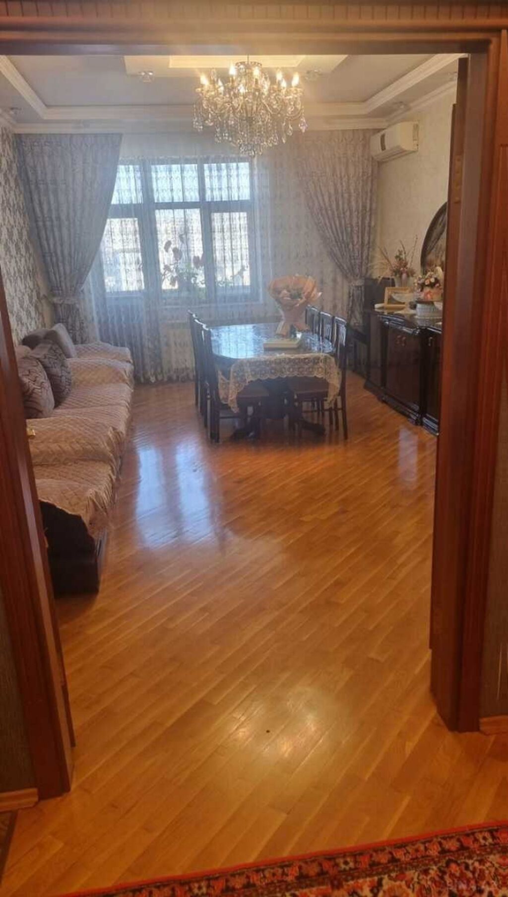 4 otaqlı, Yeni tikili, 141 kv. m