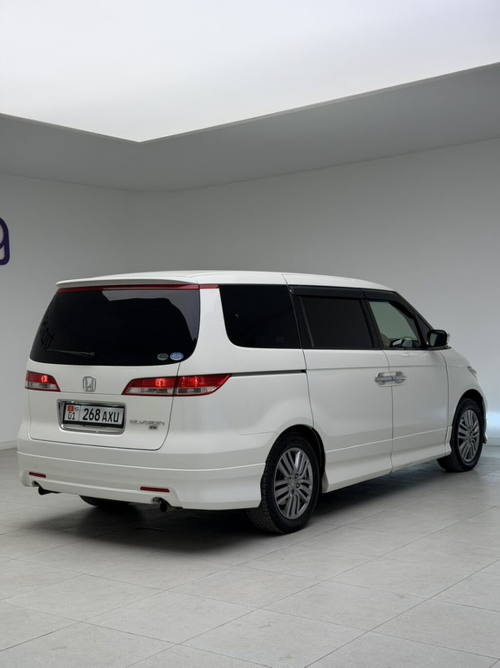 Honda Elysion: 2006 г., 3 л, Автомат, Бензин, Минивэн: фото 3
