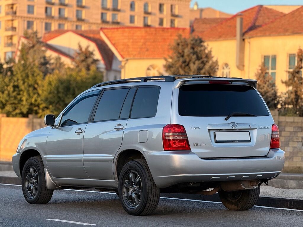 Toyota Highlander: 2002 г., 3 л, Автомат, Бензин, Кроссовер: фото 2