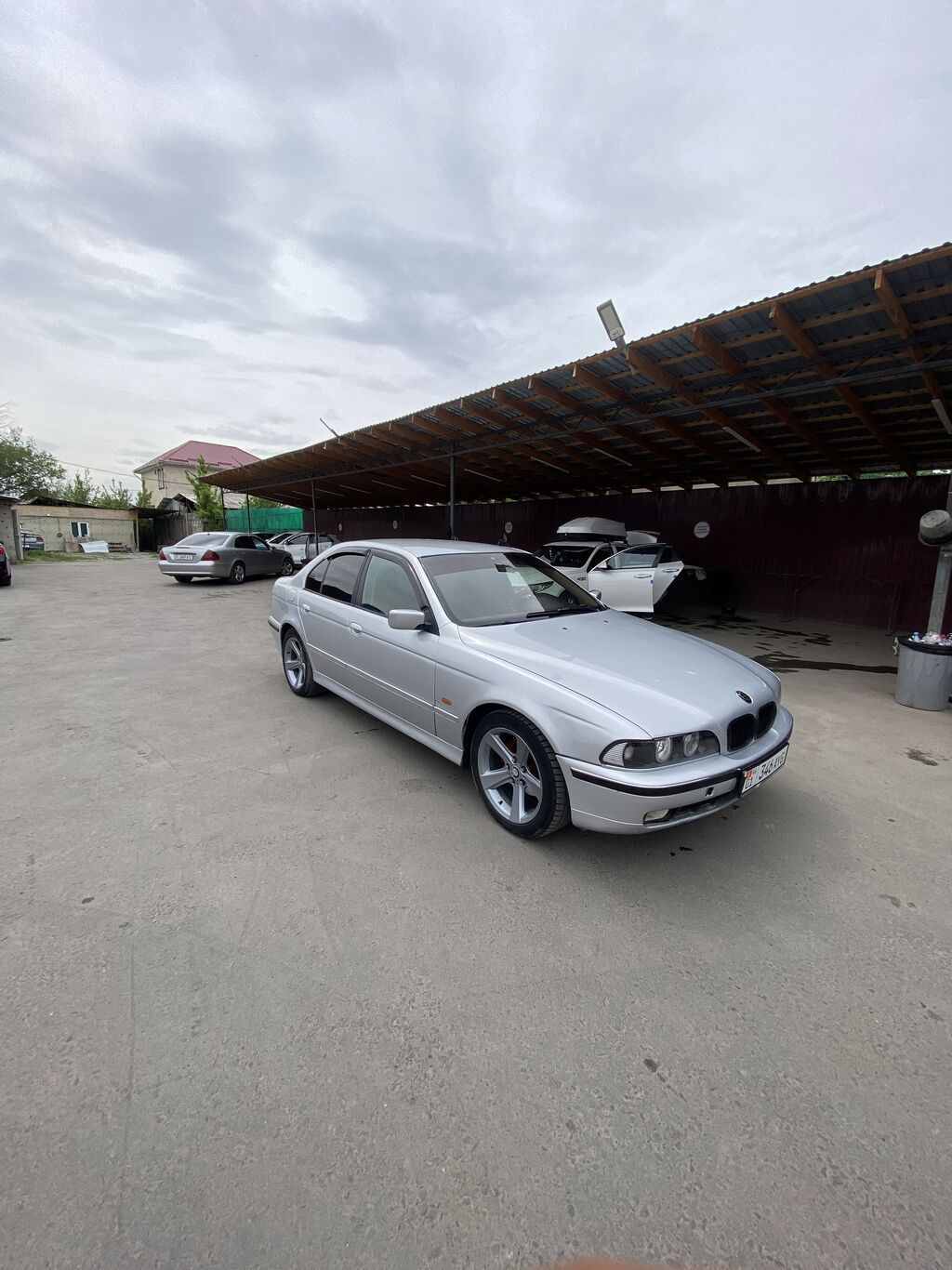 BMW 5 series: 1996 г., 2.5 л, Механика, Бензин, Седан: фото 3