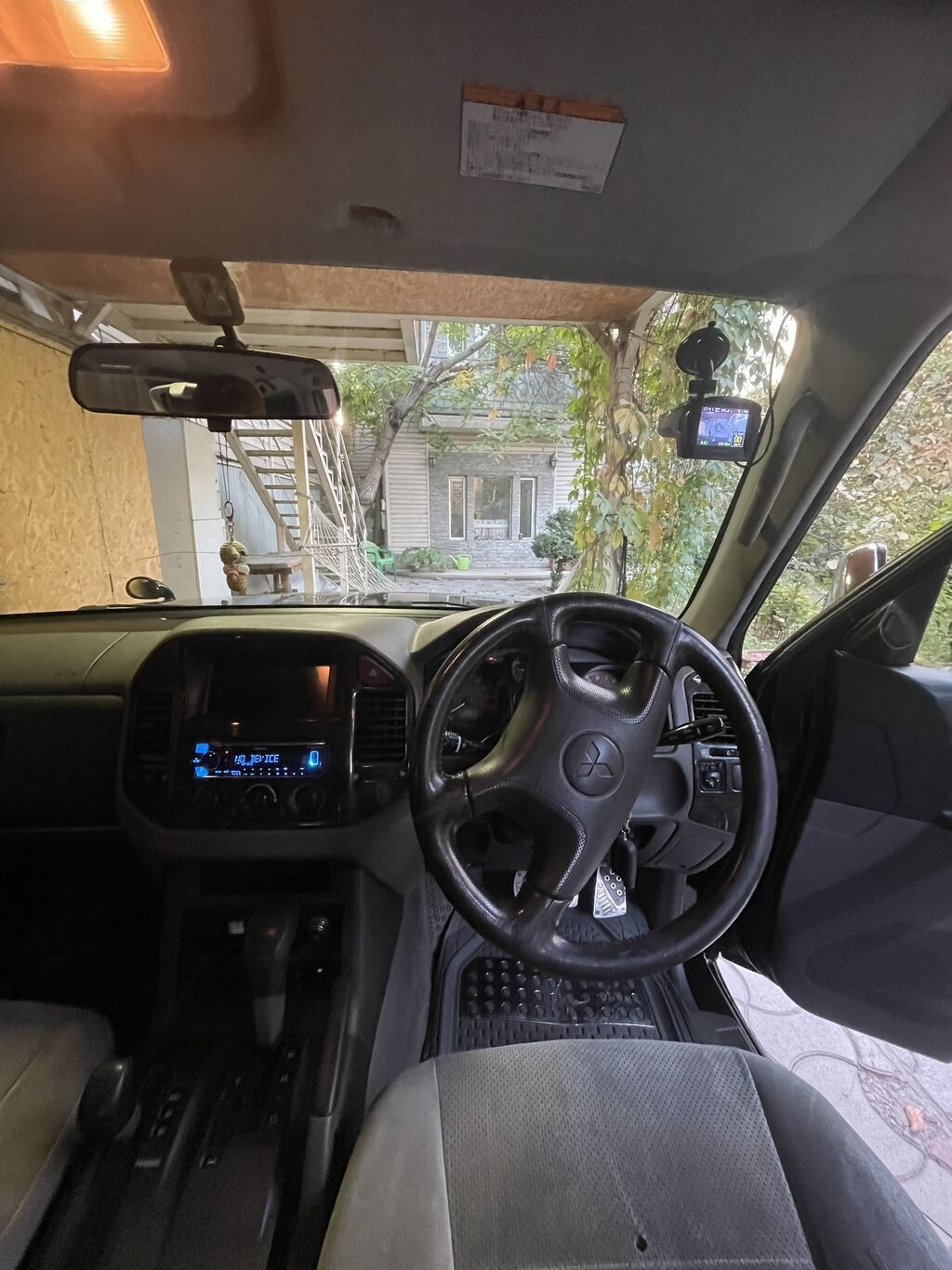 Mitsubishi Pajero: 2002 г., 3 л, Автомат, Бензин, Внедорожник: фото 5