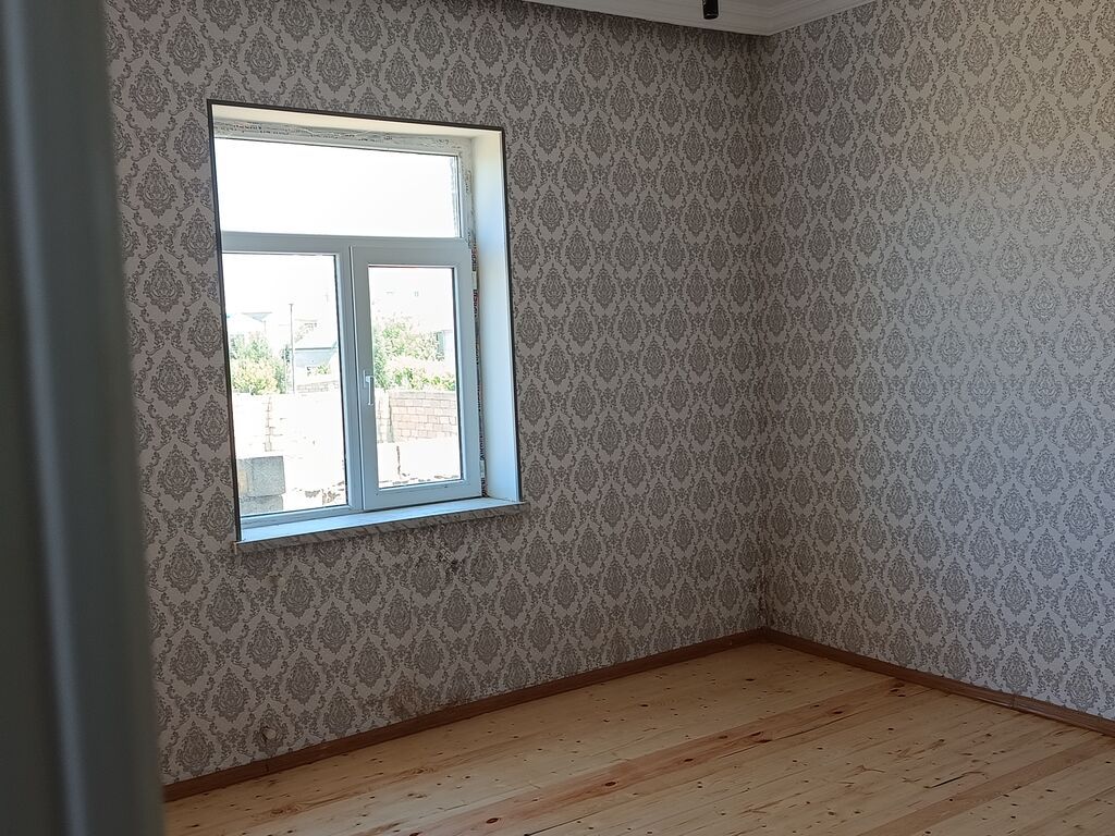 3 otaqlı, 150 kv. m, Yeni təmirli