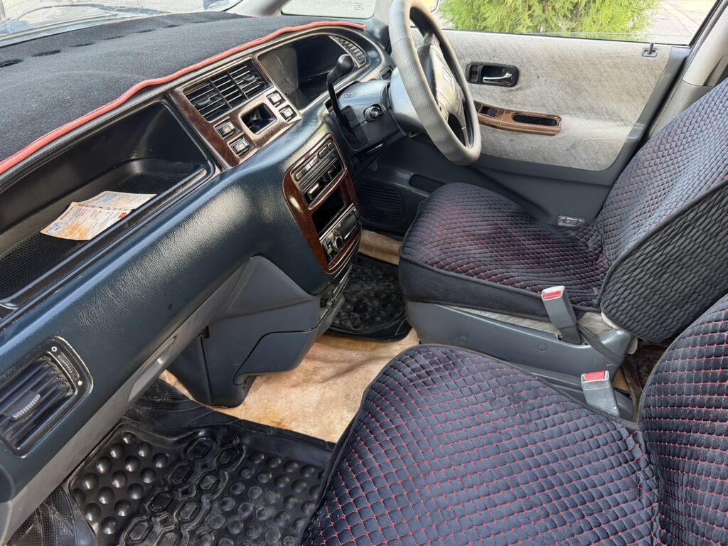 Honda Odyssey: 1998 г., 2.3 л, Автомат, Газ, Минивэн: фото 8