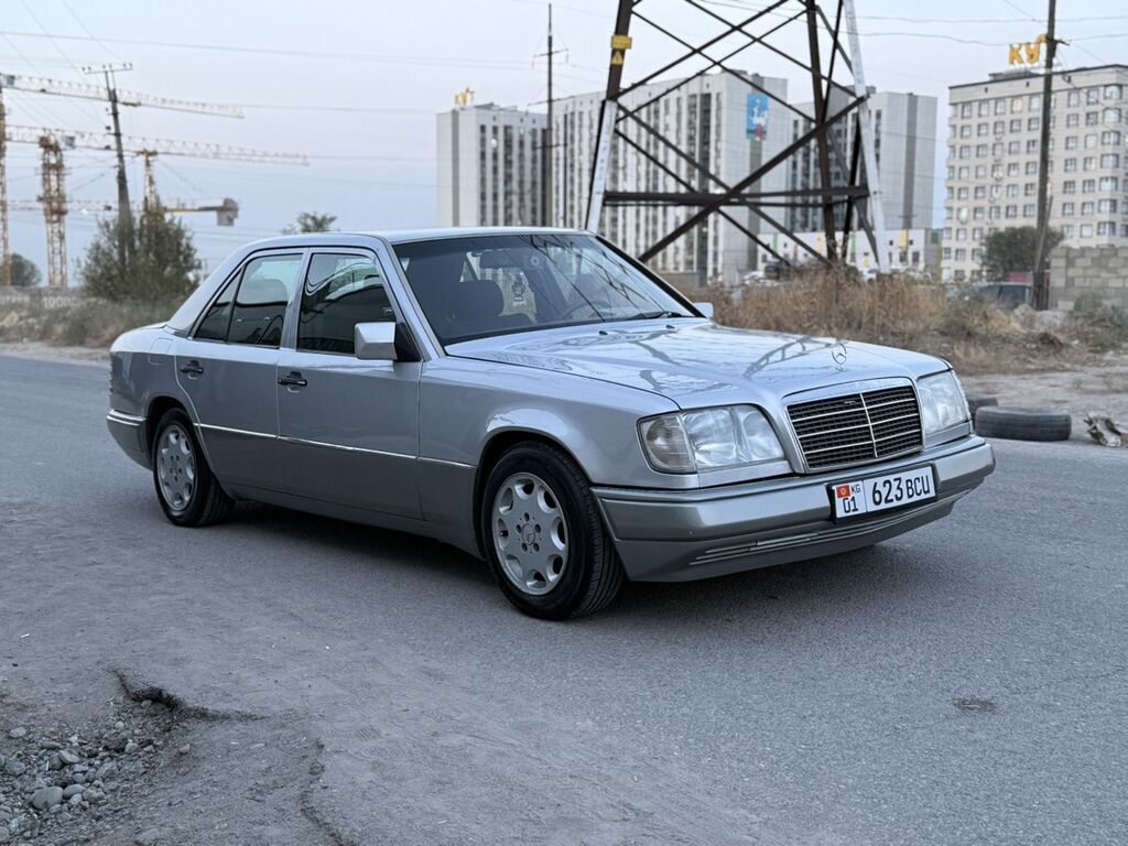 Mercedes-Benz W124: 1994 г., 3.2 л, Автомат, Бензин, Седан: фото 3