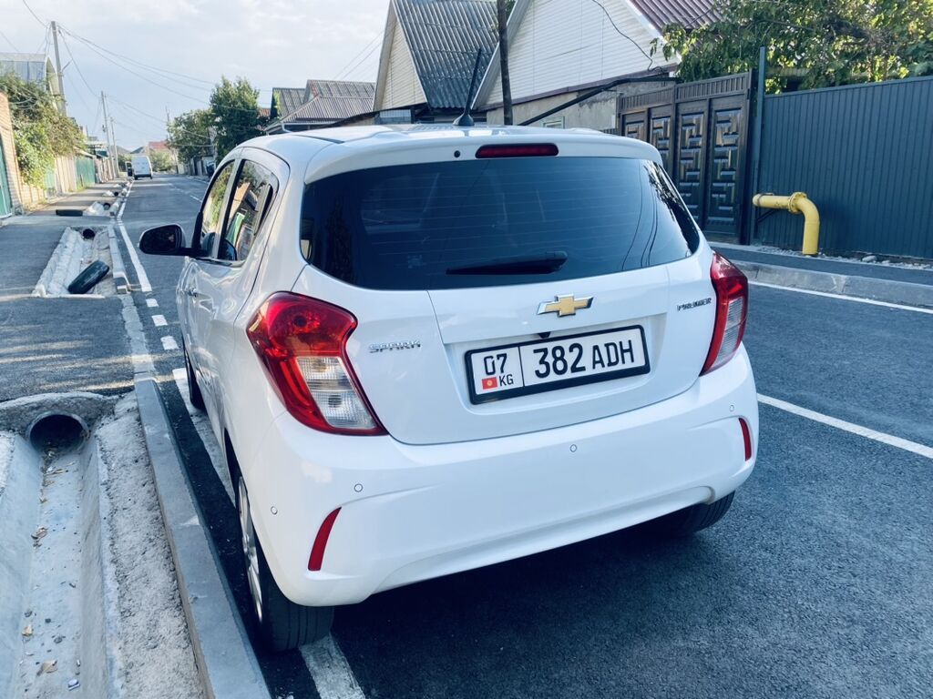 Chevrolet Spark: 2020 г., 1 л, Автомат, Бензин, Хэтчбэк: фото 2
