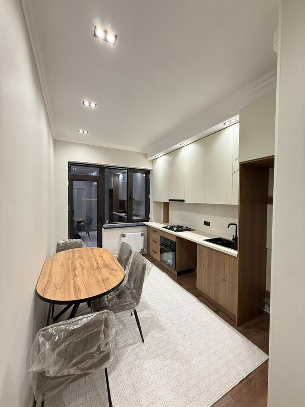 2 комнаты, 68 м², Асанбай мкр Элитка, 12 этаж, Дизайнерский ремонт: фото 3