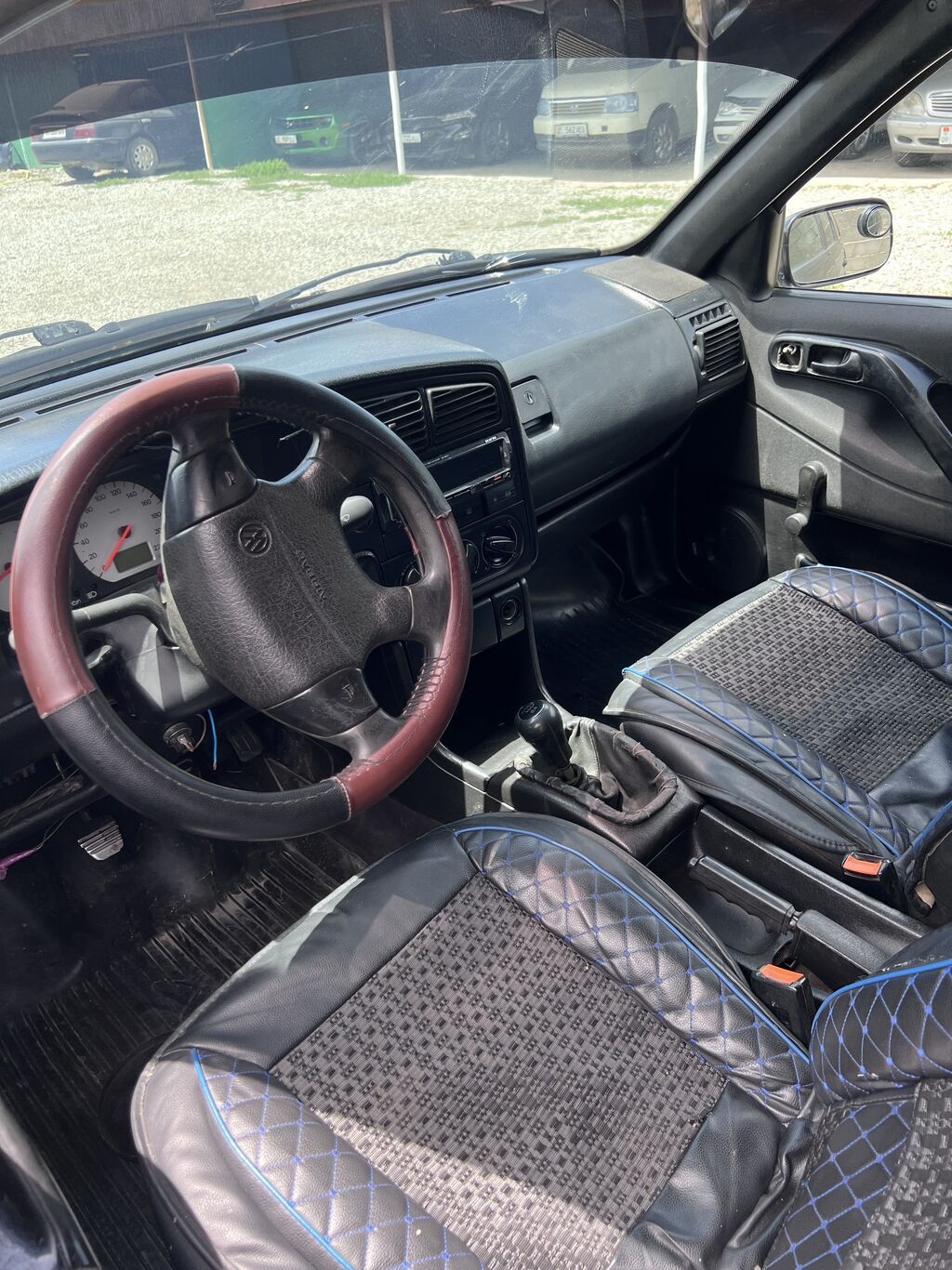 Volkswagen Passat: 1995 г., 2 л, Механика, Бензин, Универсал: фото 4