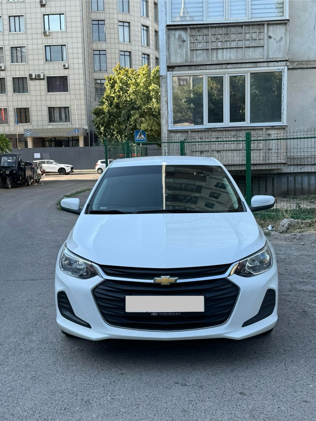 Chevrolet Onix: 2021 г., 1 л, Автомат, Бензин, Седан: фото 7